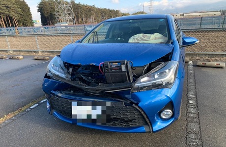 トヨタ ヴィッツ (事故車) 岩手県から宮城県へ陸送